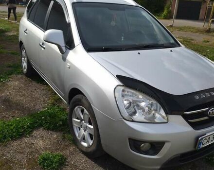 Сірий Кіа Каренс, об'ємом двигуна 2 л та пробігом 219 тис. км за 6600 $, фото 1 на Automoto.ua