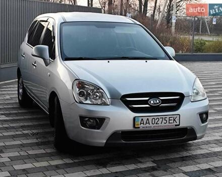Серый Киа Каренс, объемом двигателя 2 л и пробегом 163 тыс. км за 5400 $, фото 14 на Automoto.ua
