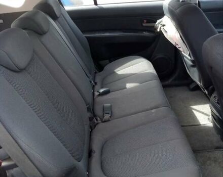 Сірий Кіа Каренс, об'ємом двигуна 2 л та пробігом 160 тис. км за 8150 $, фото 5 на Automoto.ua