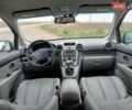 Сірий Кіа Каренс, об'ємом двигуна 1.99 л та пробігом 268 тис. км за 7500 $, фото 19 на Automoto.ua
