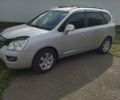 Сірий Кіа Каренс, об'ємом двигуна 2 л та пробігом 219 тис. км за 6600 $, фото 1 на Automoto.ua