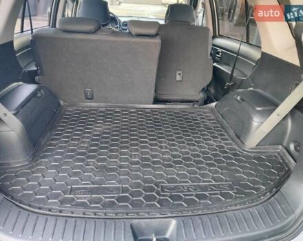 Серый Киа Каренс, объемом двигателя 2 л и пробегом 163 тыс. км за 5400 $, фото 49 на Automoto.ua