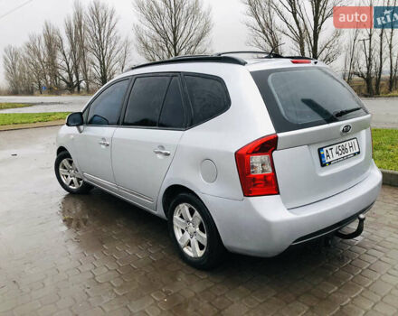 Серый Киа Каренс, объемом двигателя 1.99 л и пробегом 280 тыс. км за 4700 $, фото 5 на Automoto.ua