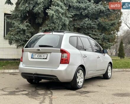 Серый Киа Каренс, объемом двигателя 2 л и пробегом 280 тыс. км за 4999 $, фото 16 на Automoto.ua