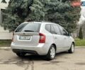 Серый Киа Каренс, объемом двигателя 2 л и пробегом 280 тыс. км за 4999 $, фото 16 на Automoto.ua