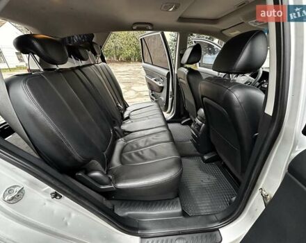 Серый Киа Каренс, объемом двигателя 2 л и пробегом 280 тыс. км за 4999 $, фото 31 на Automoto.ua