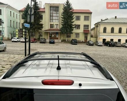 Серый Киа Каренс, объемом двигателя 2 л и пробегом 173 тыс. км за 6700 $, фото 8 на Automoto.ua