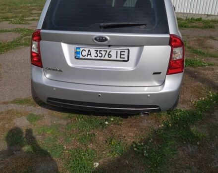 Сірий Кіа Каренс, об'ємом двигуна 2 л та пробігом 219 тис. км за 6600 $, фото 12 на Automoto.ua