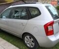 Серый Киа Каренс, объемом двигателя 2 л и пробегом 222 тыс. км за 5500 $, фото 9 на Automoto.ua