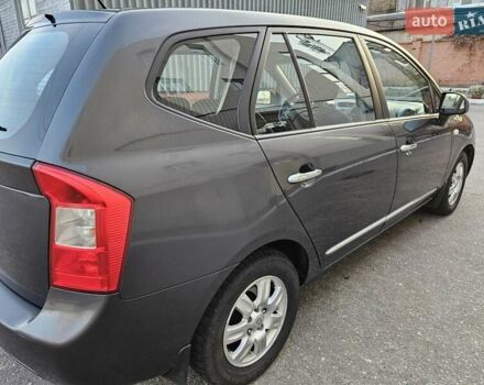 Серый Киа Каренс, объемом двигателя 2 л и пробегом 284 тыс. км за 5900 $, фото 6 на Automoto.ua