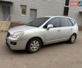 Серый Киа Каренс, объемом двигателя 2 л и пробегом 131 тыс. км за 8200 $, фото 7 на Automoto.ua