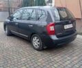 Серый Киа Каренс, объемом двигателя 2 л и пробегом 126 тыс. км за 5850 $, фото 2 на Automoto.ua