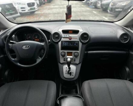 Серый Киа Каренс, объемом двигателя 2 л и пробегом 203 тыс. км за 5999 $, фото 17 на Automoto.ua