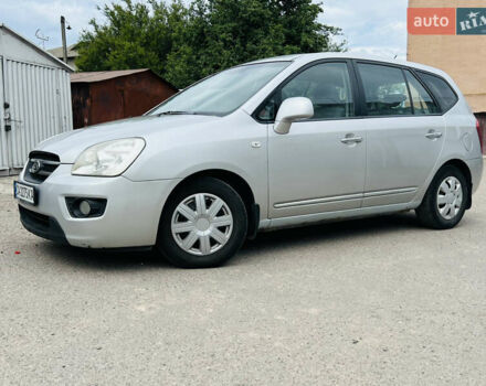 Сірий Кіа Каренс, об'ємом двигуна 1.9 л та пробігом 210 тис. км за 5500 $, фото 9 на Automoto.ua