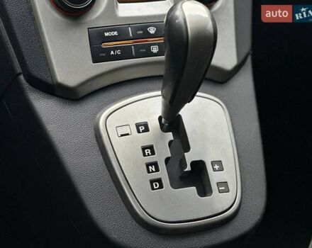 Серый Киа Каренс, объемом двигателя 2 л и пробегом 203 тыс. км за 5999 $, фото 21 на Automoto.ua