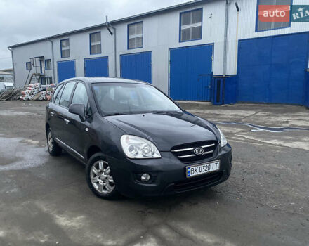 Серый Киа Каренс, объемом двигателя 1.99 л и пробегом 218 тыс. км за 6100 $, фото 8 на Automoto.ua