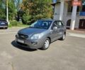 Серый Киа Каренс, объемом двигателя 2 л и пробегом 190 тыс. км за 3200 $, фото 1 на Automoto.ua