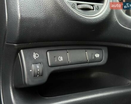 Серый Киа Каренс, объемом двигателя 2 л и пробегом 203 тыс. км за 5999 $, фото 20 на Automoto.ua