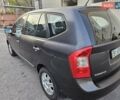 Серый Киа Каренс, объемом двигателя 2 л и пробегом 284 тыс. км за 5900 $, фото 3 на Automoto.ua
