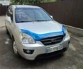Сірий Кіа Каренс, об'ємом двигуна 2 л та пробігом 210 тис. км за 5350 $, фото 1 на Automoto.ua