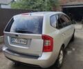 Сірий Кіа Каренс, об'ємом двигуна 2 л та пробігом 210 тис. км за 5350 $, фото 2 на Automoto.ua