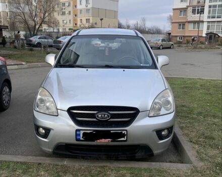 Серый Киа Каренс, объемом двигателя 2 л и пробегом 250 тыс. км за 5800 $, фото 10 на Automoto.ua