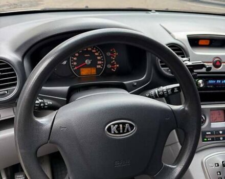Серый Киа Каренс, объемом двигателя 2 л и пробегом 131 тыс. км за 8200 $, фото 26 на Automoto.ua