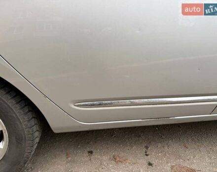 Серый Киа Каренс, объемом двигателя 2 л и пробегом 131 тыс. км за 8200 $, фото 31 на Automoto.ua