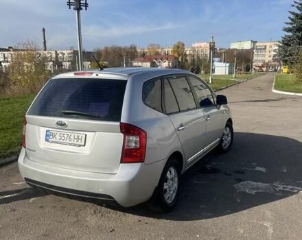 Сірий Кіа Каренс, об'ємом двигуна 2 л та пробігом 273 тис. км за 6300 $, фото 8 на Automoto.ua