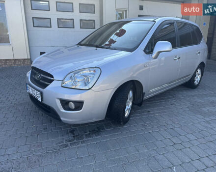 Серый Киа Каренс, объемом двигателя 2 л и пробегом 115 тыс. км за 6800 $, фото 6 на Automoto.ua