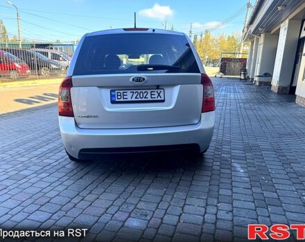 Серый Киа Каренс, объемом двигателя 2 л и пробегом 115 тыс. км за 6800 $, фото 4 на Automoto.ua