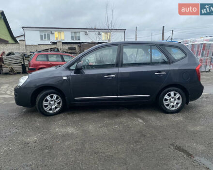 Серый Киа Каренс, объемом двигателя 1.99 л и пробегом 218 тыс. км за 6100 $, фото 5 на Automoto.ua