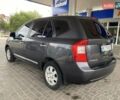 Серый Киа Каренс, объемом двигателя 2 л и пробегом 285 тыс. км за 6500 $, фото 6 на Automoto.ua