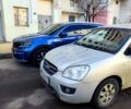 Сірий Кіа Каренс, об'ємом двигуна 2 л та пробігом 196 тис. км за 6700 $, фото 1 на Automoto.ua