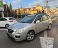 Серый Киа Каренс, объемом двигателя 2 л и пробегом 300 тыс. км за 2703 $, фото 1 на Automoto.ua