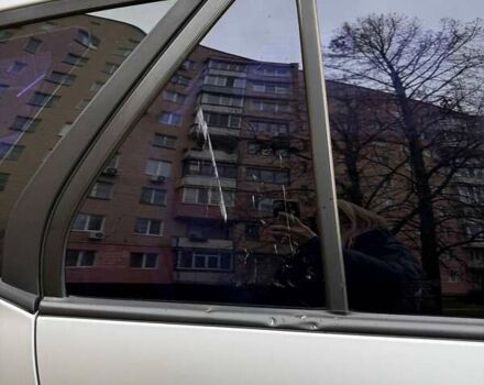 Серый Киа Каренс, объемом двигателя 2 л и пробегом 131 тыс. км за 8200 $, фото 29 на Automoto.ua