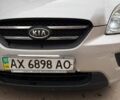Серый Киа Каренс, объемом двигателя 2 л и пробегом 131 тыс. км за 8200 $, фото 4 на Automoto.ua