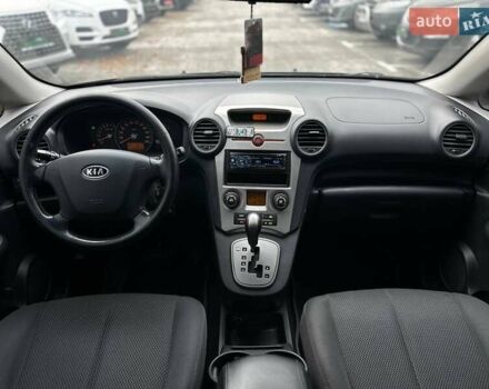 Серый Киа Каренс, объемом двигателя 2 л и пробегом 203 тыс. км за 5999 $, фото 17 на Automoto.ua