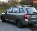 Киа Каренс 2009 в Житомире на Automoto.ua Серый Киа Каренс, объемом двигателя 1.99 л и пробегом 270 тыс. км за 5500 $, фото 1 на Automoto.ua