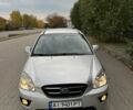 Серый Киа Каренс, объемом двигателя 2 л и пробегом 197 тыс. км за 6499 $, фото 1 на Automoto.ua