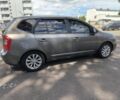 Сірий Кіа Каренс, об'ємом двигуна 0 л та пробігом 121 тис. км за 7370 $, фото 1 на Automoto.ua