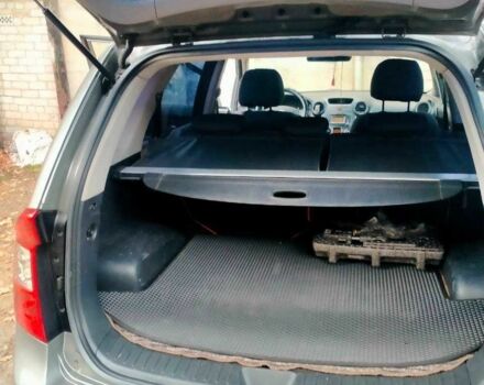 Сірий Кіа Каренс, об'ємом двигуна 2 л та пробігом 229 тис. км за 7300 $, фото 12 на Automoto.ua