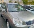 Сірий Кіа Каренс, об'ємом двигуна 2 л та пробігом 229 тис. км за 7300 $, фото 1 на Automoto.ua