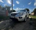 Серый Киа Каренс, объемом двигателя 2 л и пробегом 145 тыс. км за 6500 $, фото 1 на Automoto.ua