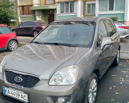 Сірий Кіа Каренс, об'ємом двигуна 2 л та пробігом 229 тис. км за 7300 $, фото 2 на Automoto.ua