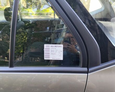 Сірий Кіа Каренс, об'ємом двигуна 2 л та пробігом 90 тис. км за 7700 $, фото 8 на Automoto.ua