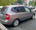 Сірий Кіа Каренс, об'ємом двигуна 2 л та пробігом 229 тис. км за 7300 $, фото 1 на Automoto.ua
