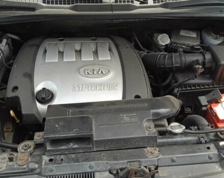 Серый Киа Каренс, объемом двигателя 1.6 л и пробегом 267 тыс. км за 4200 $, фото 10 на Automoto.ua