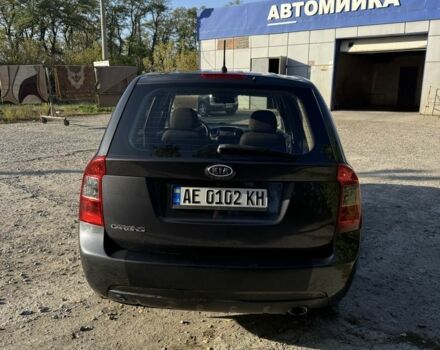 Серый Киа Каренс, объемом двигателя 2 л и пробегом 273 тыс. км за 5000 $, фото 5 на Automoto.ua