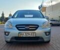 Сірий Кіа Каренс, об'ємом двигуна 2 л та пробігом 460 тис. км за 3350 $, фото 6 на Automoto.ua